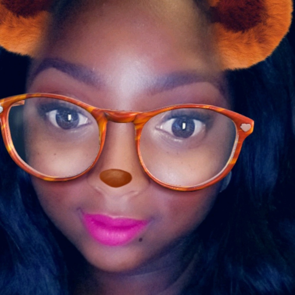 Meet your Posher, Keisha